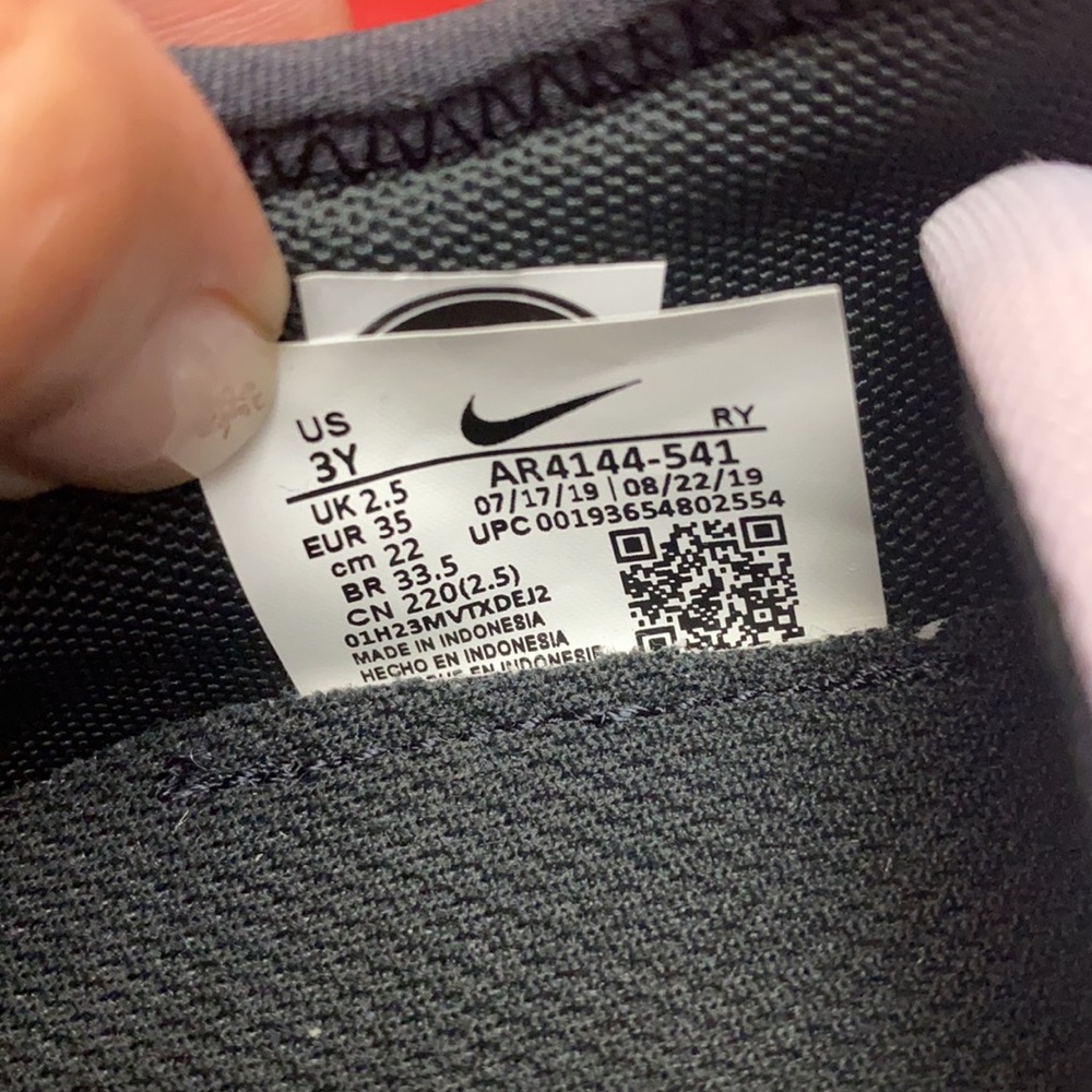Nike FREE RUN 5.0 Girls' Running Shoes - Picture 8 of 9